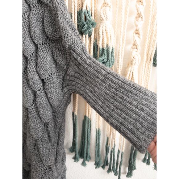 Gray Tear Drop Textured Pullover Sweater Italy - Picture 4 of 6